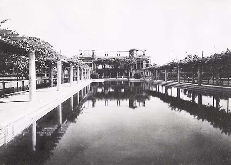 Câu lạc bộ thể thao.