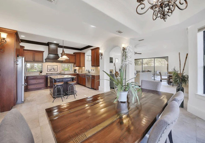 Ngam biet thu 2 trieu do o My cua Le Quyen-Hinh-2