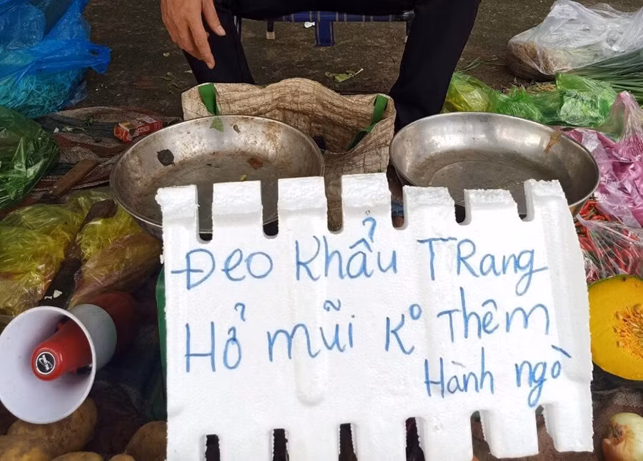 Sau tam bien “Khong deo khau trang ban dat gap doi” cua anh ban rau-Hinh-5