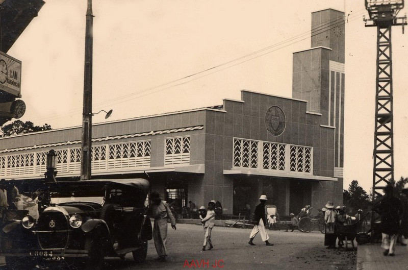 Chợ cũ Đà Lạt nhìn từ bên hông.