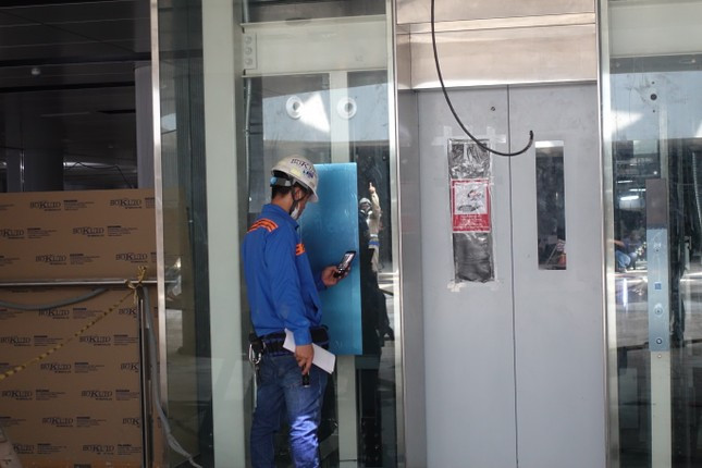 Hệ thống thang máy của nhà ga Bến Thành. Ảnh: HỮU HUY