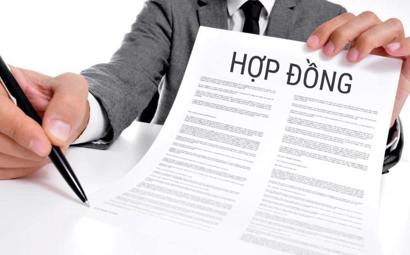 Nhiều người mua bảo hiểm qua ngân hàng hủy hợp đồng sau 1 năm Nhieu nguoi mua bao hiem qua ngan hang huy hop dong sau 1 nam