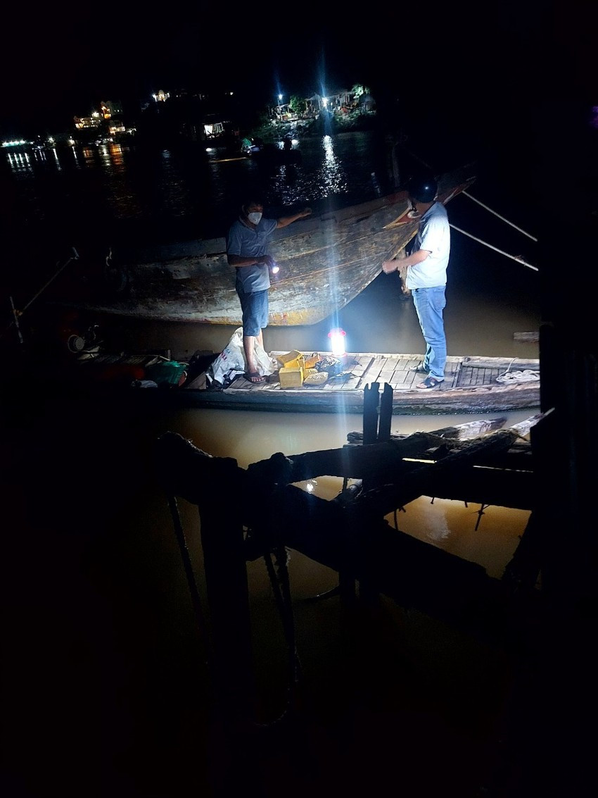 Vụ bắt 19kg nghi là vàng: Thu giữ thêm 14 kg vàng Vu bat 19kg nghi la vang: Thu giu them 14 kg vang