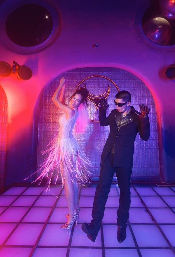 Loat anh cuoi duoc chup tai quan bar cua Cuong Seven va Vu Ngoc Anh-Hinh-3