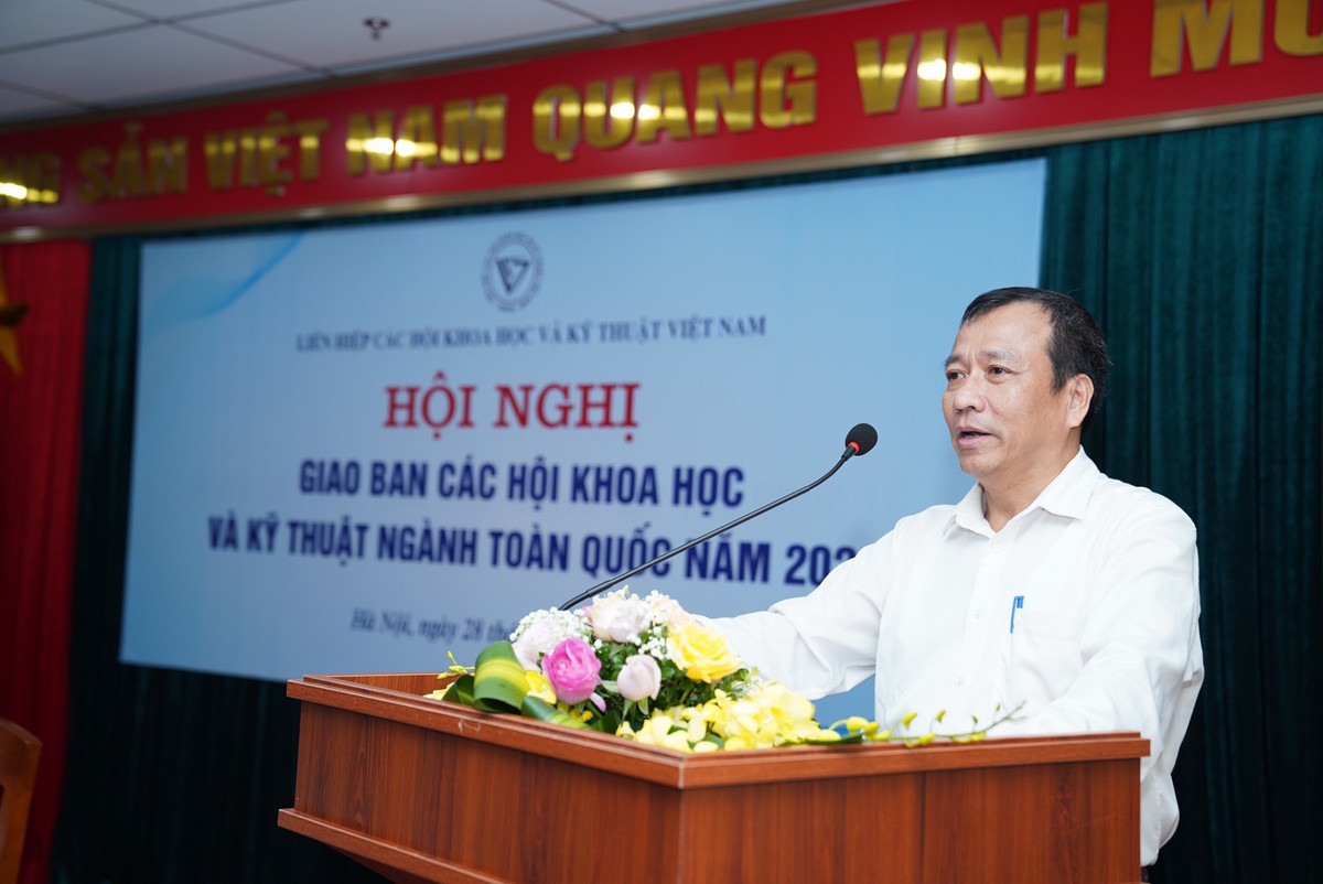 Hoi nghi giao ban cac Hoi Khoa hoc va Ky thuat nganh toan quoc nam 2023-Hinh-4