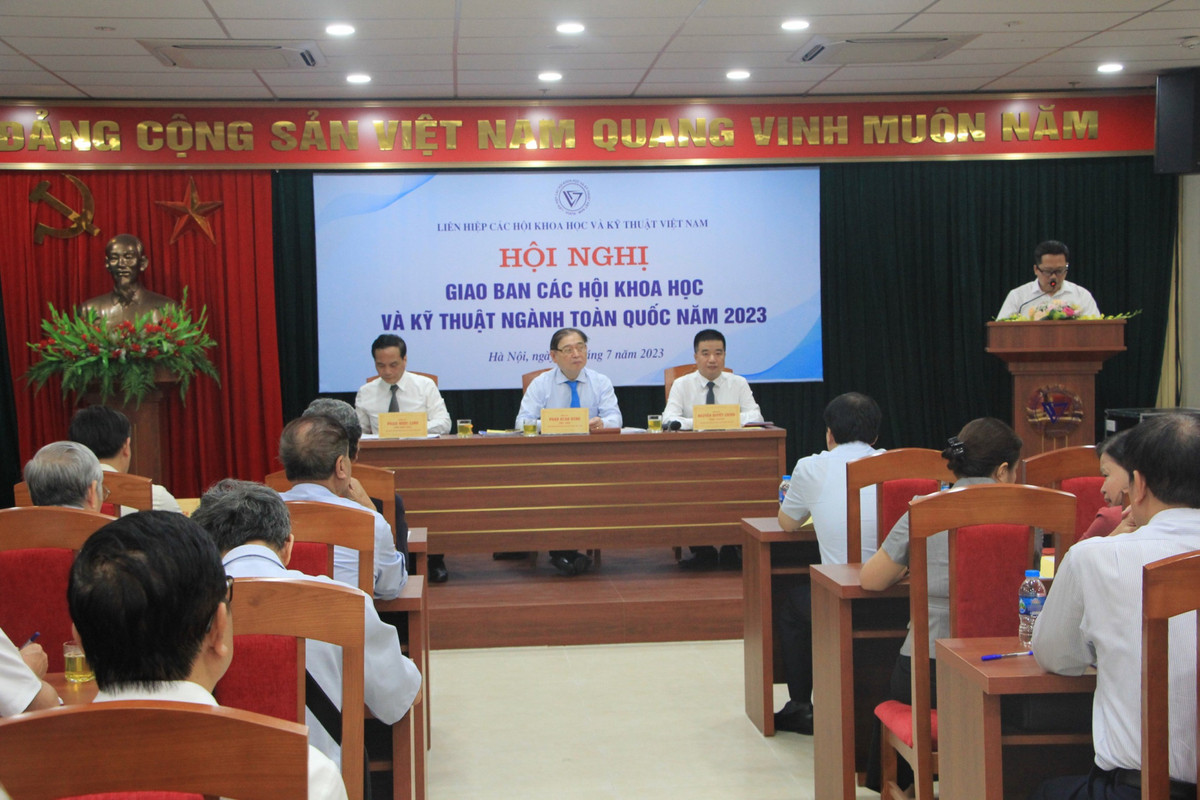 Hoi nghi giao ban cac Hoi Khoa hoc va Ky thuat nganh toan quoc nam 2023-Hinh-6