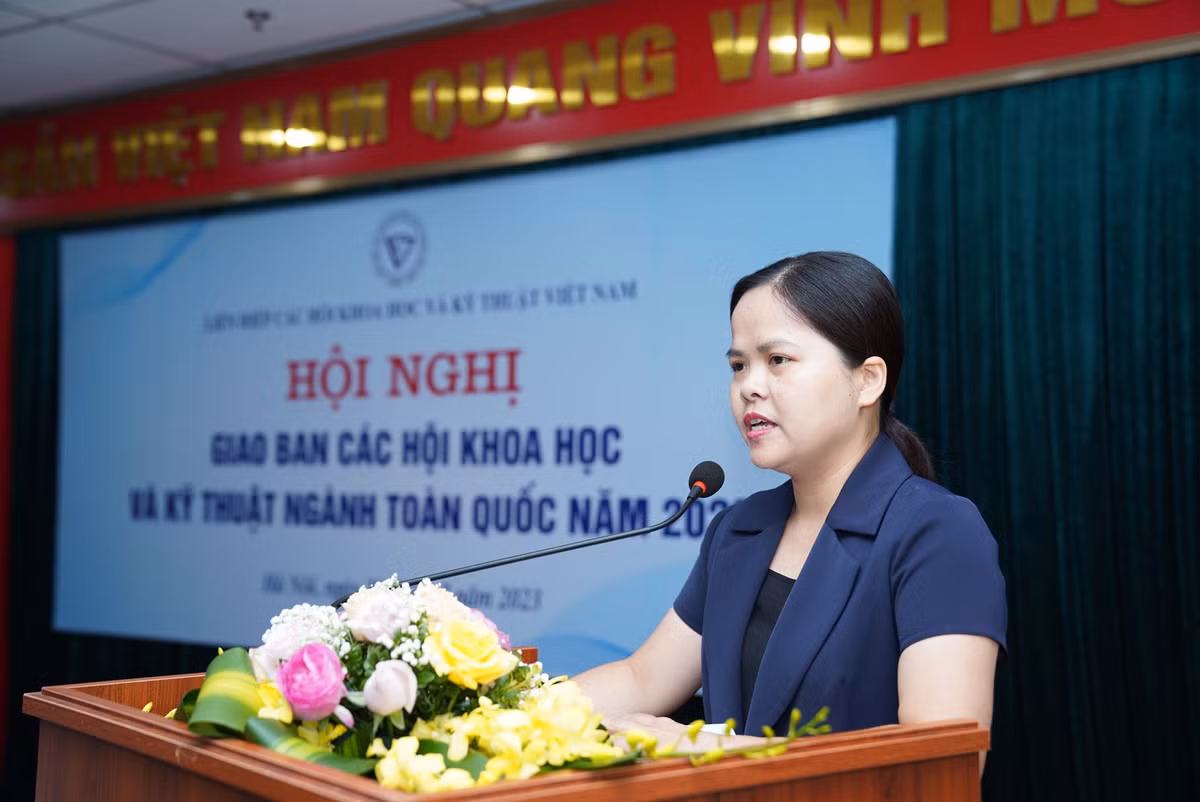 Hoi nghi giao ban cac Hoi Khoa hoc va Ky thuat nganh toan quoc nam 2023-Hinh-5