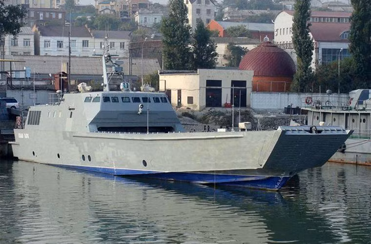 Ivan Kartsov là chiếc thứ 2 thuộc lớp tàu đổ bộ nhỏ Project 21820 Dyugon được khởi đóng năm 2010. Hiện tại, Hải quân Nga mới chỉ đưa vào biên chế một chiếc Dyugon – Ataman Platov ở Tiểu hạm đội Caspian. Vì vậy, việc Nga muốn xuất khẩu tàu đổ bộ Dyugon cho Việt Nam thực sự là thông tin mang tính bất ngờ vì thường thì cần đảm bảo yêu cầu trong nước trước khi bán ra bên ngoài.