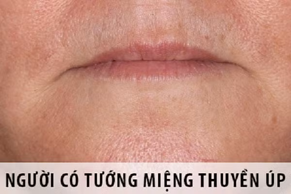  Trong cuộc sống khi bạn ở gần hoặc lết thân với kiểu người này, họ sẽ không từ thủ đoạn để lợi dụng người khác, vì vậy hậu vận cũng không gặp nhiều may mắn. Đặc biệt, kiểu người này thường khá trắc trở trong đường tình duyên dễ cô độc khi về già.