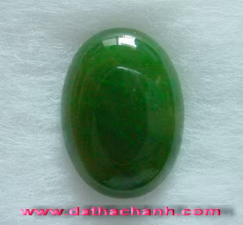  Thạch anh: Khi mang đá thạch anh bên mình, Xử Nữ sẽ cải thiện được tính cả nghĩ của bạn, khơi dậy bản năng phụ nữ trong con người bạn, bao gồm cả ham muốn trong “chuyện ấy”. Sự đa dạng màu sắc của đá thạch anh là sức mạnh chữa bệnh giúp bạn cân bằng cảm xúc. Một viên thạch anh có màu sắc hòa nhã sẽ giúp Xử Nữ bận rộn có thời gian thư giãn và tận hưởng cảm giác thư thái trong cuộc sống. Các loại đá khác dành cho Xử Nữ gồm: Carnelian, Ngọc bích, Đá mã não màu rêu.