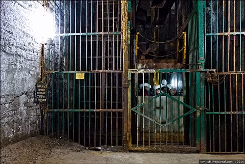 Khu vực tham quan nằm dưới độ sâu 288m.