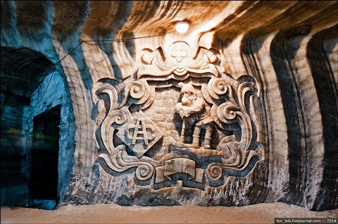 Công trình điêu khắc tỉ mỉ được làm từ muối.