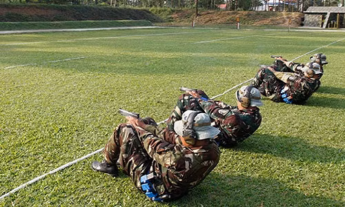 Các đội triển khai luyện tập sẵn sàng cho ngày khai cuộc.