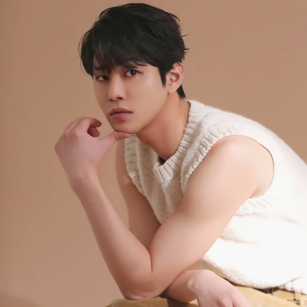 Su nghiep nam dien vien Han tung sang Viet Nam an bun bo-Hinh-11