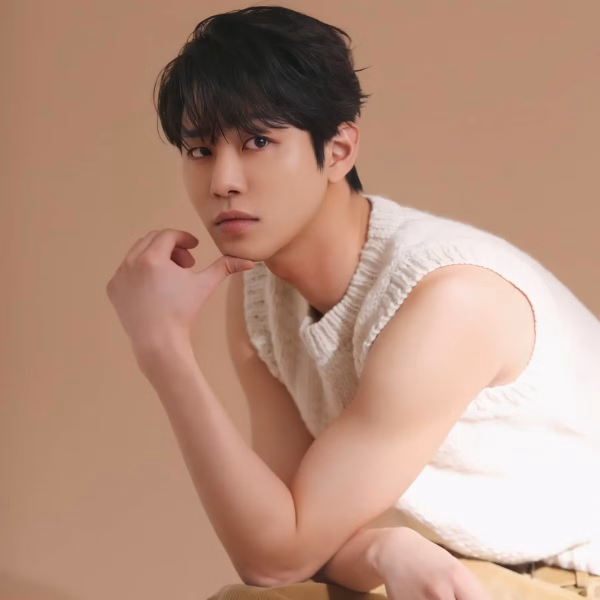 Su nghiep nam dien vien Han tung sang Viet Nam an bun bo-Hinh-11