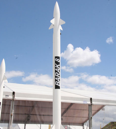 Đạn tên lửa phòng không tầm trung Barak 8.