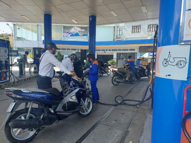 Quan ly gia xang dau: Bo Cong Thuong 