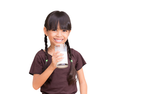 Thay đổi vị sữa mới sẽ là cách giúp trẻ vui uống sữa mỗi ngày Ảnh: Shutterstock