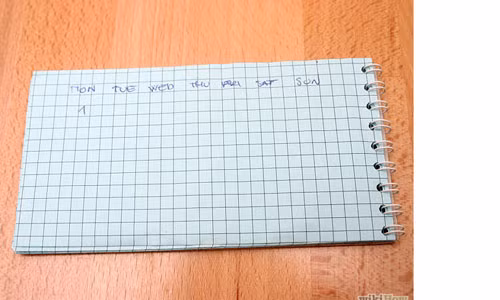 Khuyến khích trẻ bằng việc lập một biểu đồ giải thưởng hàng ngày. Nếu chúng uống hết một cốc sữa mỗi ngày, sẽ được phần thưởng ví dụ như một thỏi chocolate...