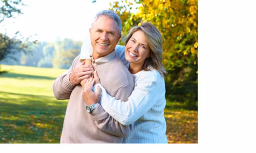  5. Chơi đùa. Làm một việc gì đó vui vẻ. Có thẻ để thỏa mãn sở thích như khiêu vũ, chơi golf, bất cứ điều gì mà làm bạn cảm thấy vui vẻ. Thể thao không nhất thiết phải khiến bạn mệt mỏi hay cảm thấy nhàm chán, bạn nên thực hiện nó với hình thức hưởng thụ và vui vẻ.