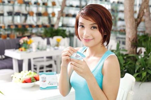 Sữa chua Love'infarm làm từ 100% sữa tươi