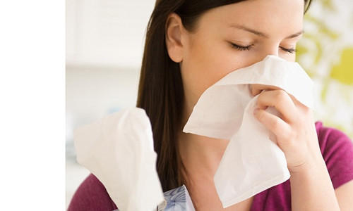 Thời tiết lạnh khiến các bệnh về đường hô hấp tăng mạnh (ảnh minh họa)