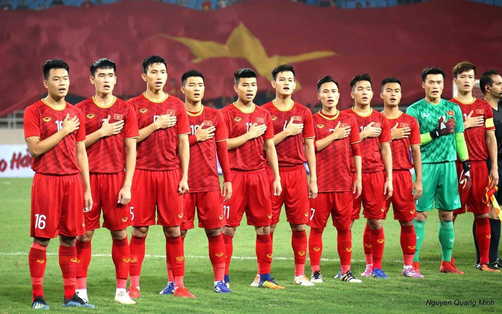 "Đánh" bản quyền Quốc ca: Cha đẻ không lấy tiền, kẻ ăn theo kiếm lợi? ảnh 1