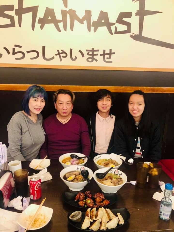 Trường Vũ đăng ảnh kỷ niệm 15 năm ngày cưới.