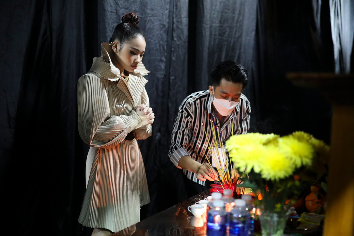 Tại Vietnam International Fashion Week 2021, Bảo Hà trình diễn cho bộ sưu tập của nhà thiết kế Nguyễn Tiến Truyển và nhà thiết kế Huỳnh Hải. Cô cho biết gia đình không đặt nặng vấn đề cát-xê, bố mẹ yên tâm cho em đi diễn vì đã biết về công tác phòng dịch của ban tổ chức. "Sau mỗi buổi tập hoặc buổi diễn, trở về nhà, em phải học và làm bài tập bù. Nhiều lần, em học đến khuya để tránh bị hổng kiến thức, không bắt kịp các bạn trong lớp", cô nói.