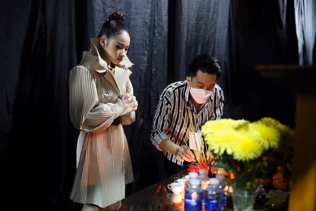 Tại Vietnam International Fashion Week 2021, Bảo Hà trình diễn cho bộ sưu tập của nhà thiết kế Nguyễn Tiến Truyển và nhà thiết kế Huỳnh Hải. Cô cho biết gia đình không đặt nặng vấn đề cát-xê, bố mẹ yên tâm cho em đi diễn vì đã biết về công tác phòng dịch của ban tổ chức. "Sau mỗi buổi tập hoặc buổi diễn, trở về nhà, em phải học và làm bài tập bù. Nhiều lần, em học đến khuya để tránh bị hổng kiến thức, không bắt kịp các bạn trong lớp", cô nói.