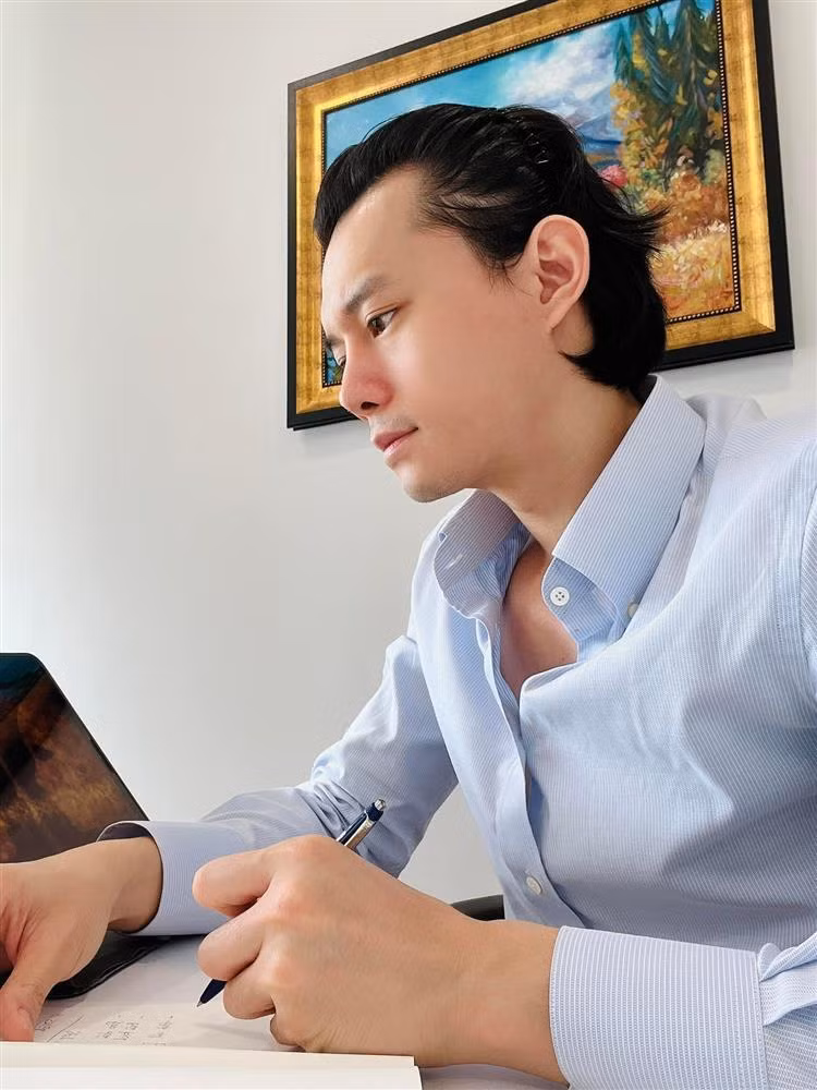 Đa phần khán giả cho rằng diện mạo bảnh bao, lãng tử của nam diễn viên không hợp phong cách này.