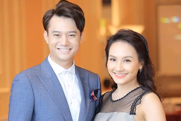 Với diện mạo giảm phong độ, Anh Dũng được nhiều người khuyên nên quay lại mái tóc bồng bềnh, lãng tử ngày trước.