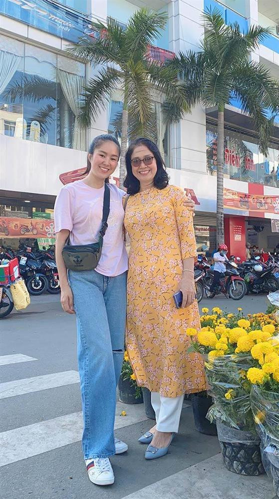 Lê Phương giảm cân thành công và lột xác bất ngờ.