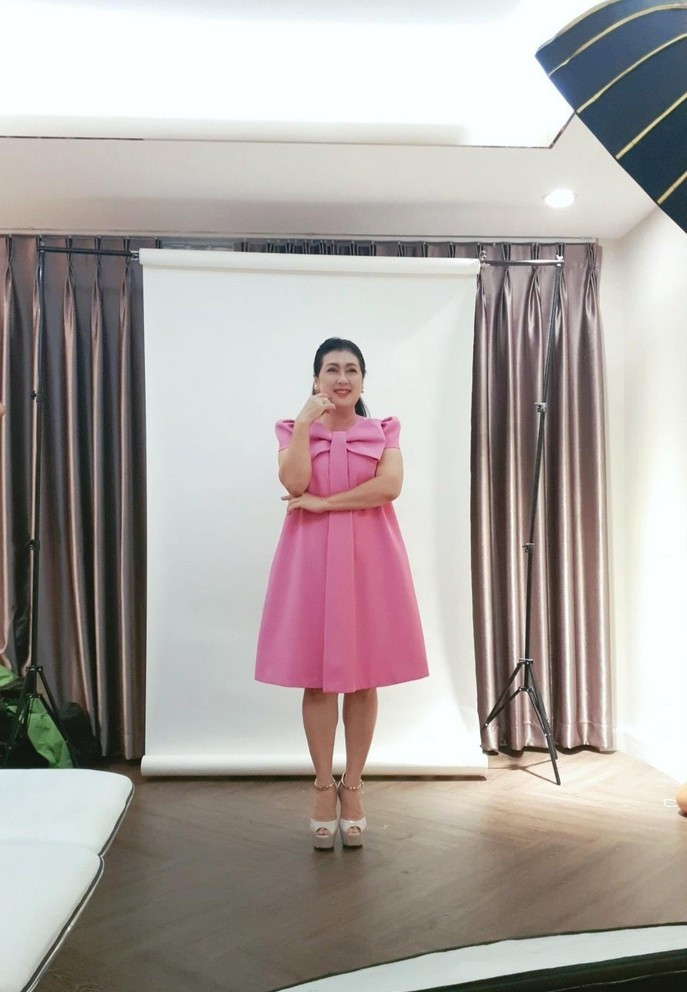 "Sống là phải biết nhẫn nhịn nhưng đừng nhẫn nhục", nghệ sĩ Thanh Thủy chia sẻ.