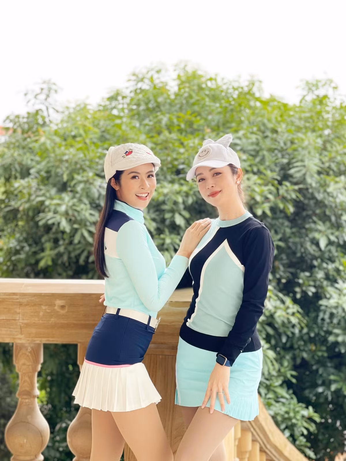 Hoa hậu Ngọc Hân đọ sắc cùng Jenifer Phạm.