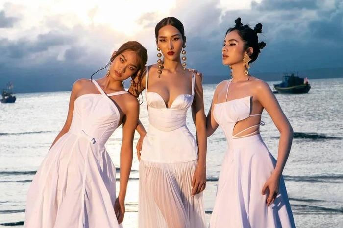 Từ thần thái đến vóc dáng, Cẩm Đan khiến cả cõi mạng phải trầm trồ.