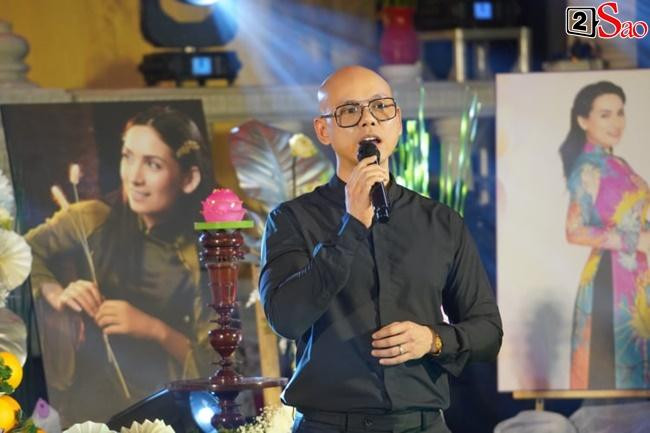 Ca sĩ Phan Đinh Tùng.