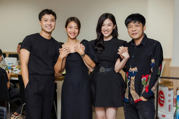 Lương Thanh được đánh giá sở hữu nhan sắc xinh đẹp, chiều cao nổi bần bật và làn da trắng đáng ngưỡng mộ. Trong khi đó với nước da ngăm cùng ngoại hình nhỏ bé, gầy gò đã rất lâu chưa có dấu hiệu tăng cân, netizen cho rằng Khả Ngân "11 tháng 5 ngày" có phần lép vế.