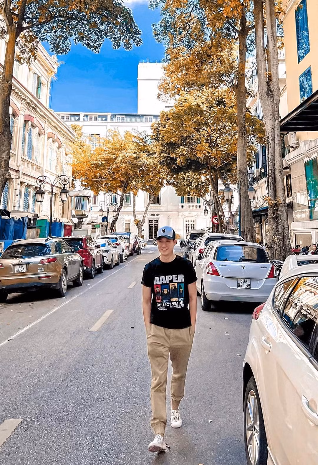 Diễn viên Mạnh Hưng thảnh thơi sau nhiều dự án làm phim.