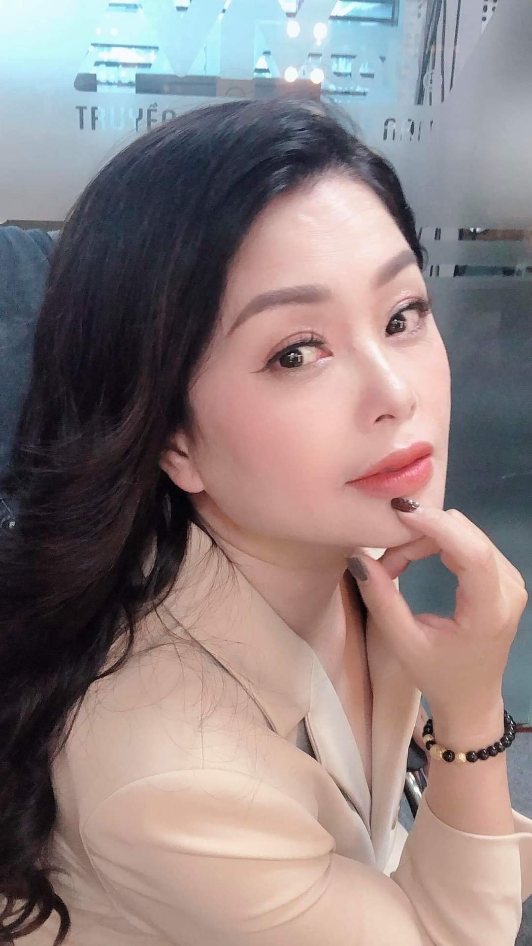 Diễn viên Thanh Tú ngày càng trẻ đẹp.