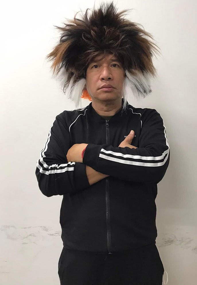 Nghe si Quang Thang gay cuoi voi phong cach doc la