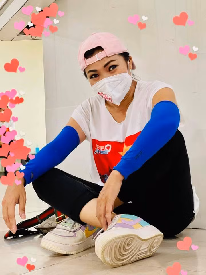 Ca sĩ Phương Thanh chia sẻ được trở về nhà sau 4 tháng làm tình nguyện viên giữa tâm dịch.