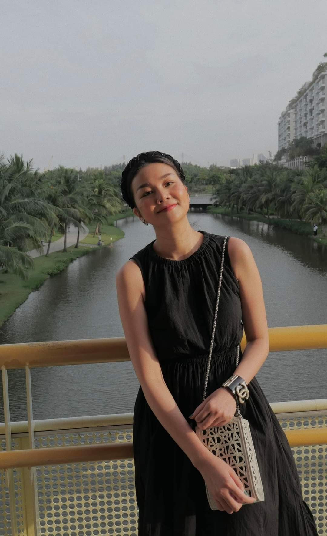 Sao Việt Thanh Hằng mặt mộc xinh đẹp.