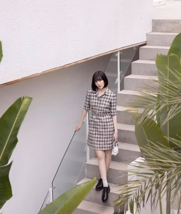 Từ khi tái xuất, Hải Tú thường xuyên diện đồ rộng thay vì ôm body như trước.