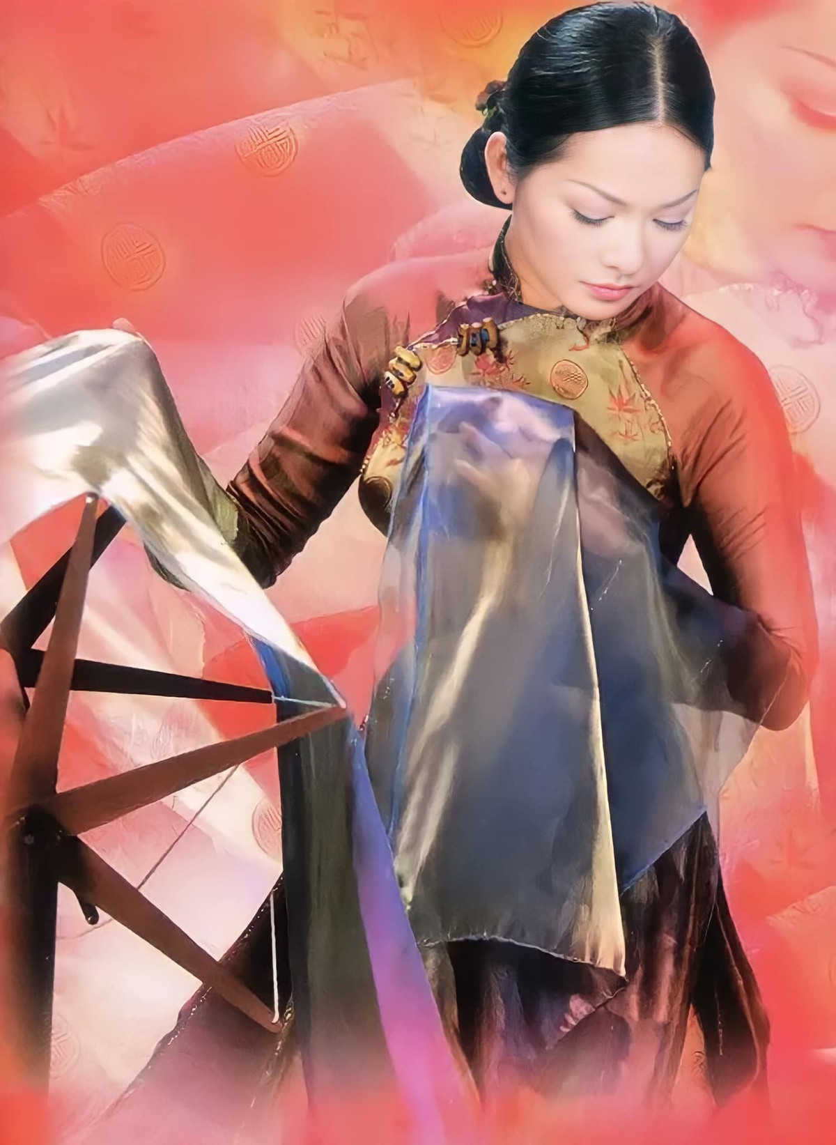 "Xa mặt cách lòng, kẻ đợi người trông, chờ mong chẳng thấy cách chia đôi dòng, cách vạn nghìn sông", ca sĩ Như Quỳnh tâm trạng. Như Quỳnh - Phi Nhung là cặp bạn thân, họ đã nhiều lần đi diễn cùng nhau. Sáng 10/10, tro cốt của Phi Nhung được đem về Mỹ để trao gửi cho gia đình khiến nhiều đồng nghiệp theo dõi tiếc thương. Những chia sẻ của Như Quỳnh trên trang cá nhân nhiều khán giả liên tưởng rằng cô đang viết cho người bạn thân. 