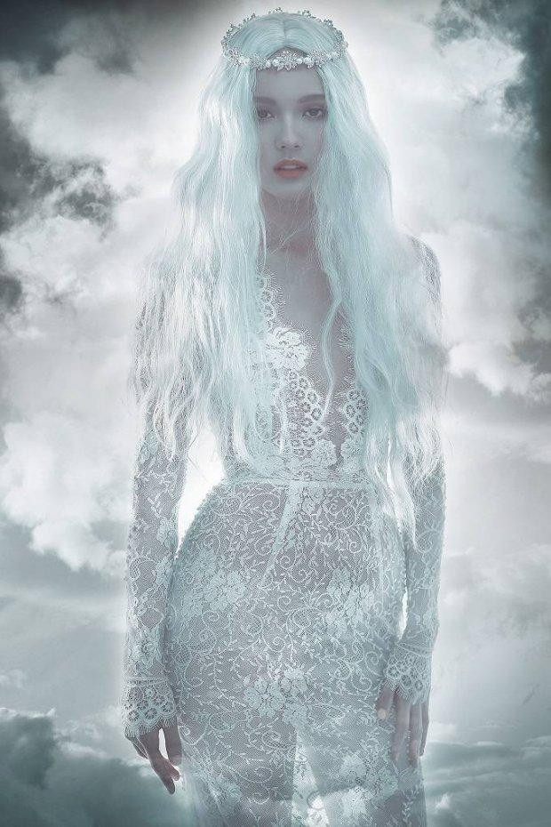 ải Tú hóa thành thiên thần của Chung Thanh Phong.