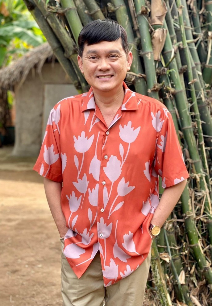 NSƯT Hữu Châu khoe tạo hình trong bộ phim mới đang khởi quay.