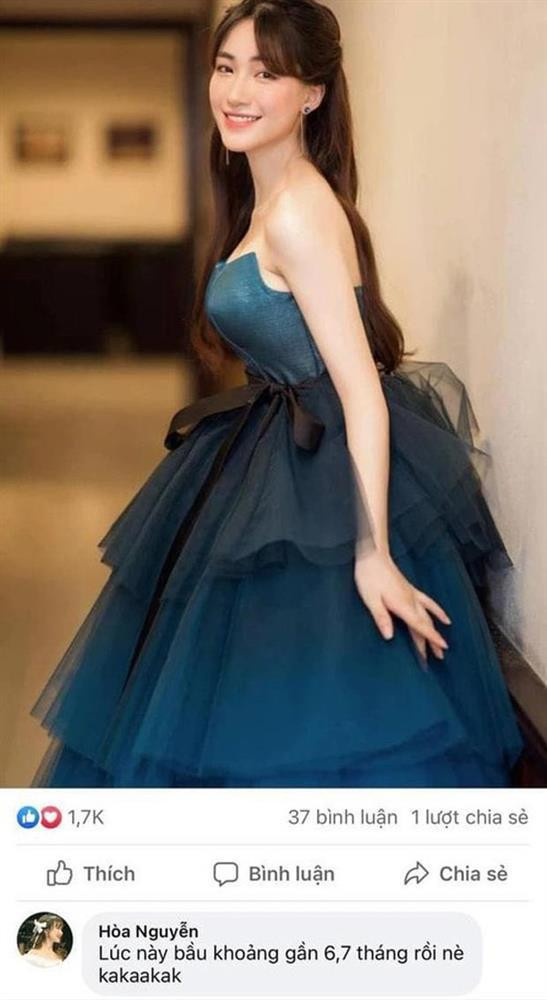 Trong khoảng thời gian bầu bí, nữ ca sĩ thường xuyên làm bạn với những chiếc váy rộng, bồng bềnh. Ở những tháng cuối thai kỳ, cô chỉ đăng ảnh chụp cận mặt, không để lộ vòng 2.