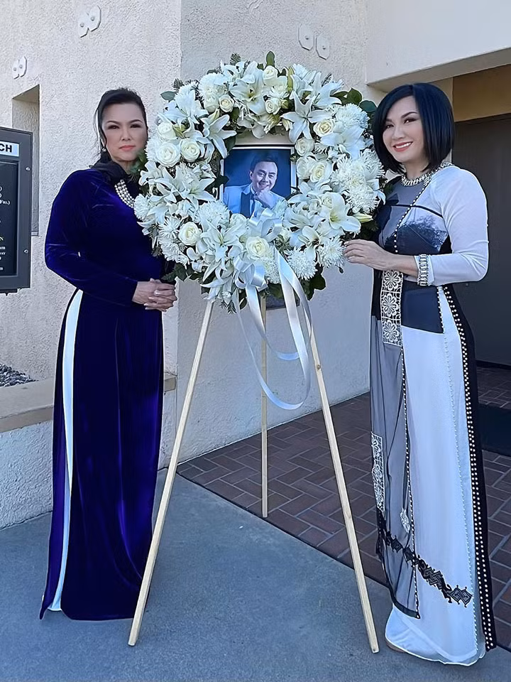 Ba xa khoc nuc no trong le gio dau nghe si Chi Tai-Hinh-4