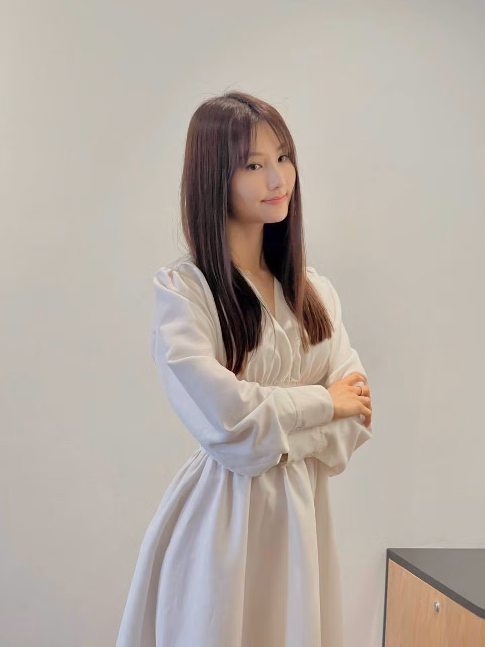 Diễm My 9X dịu dàng như tiểu thư.